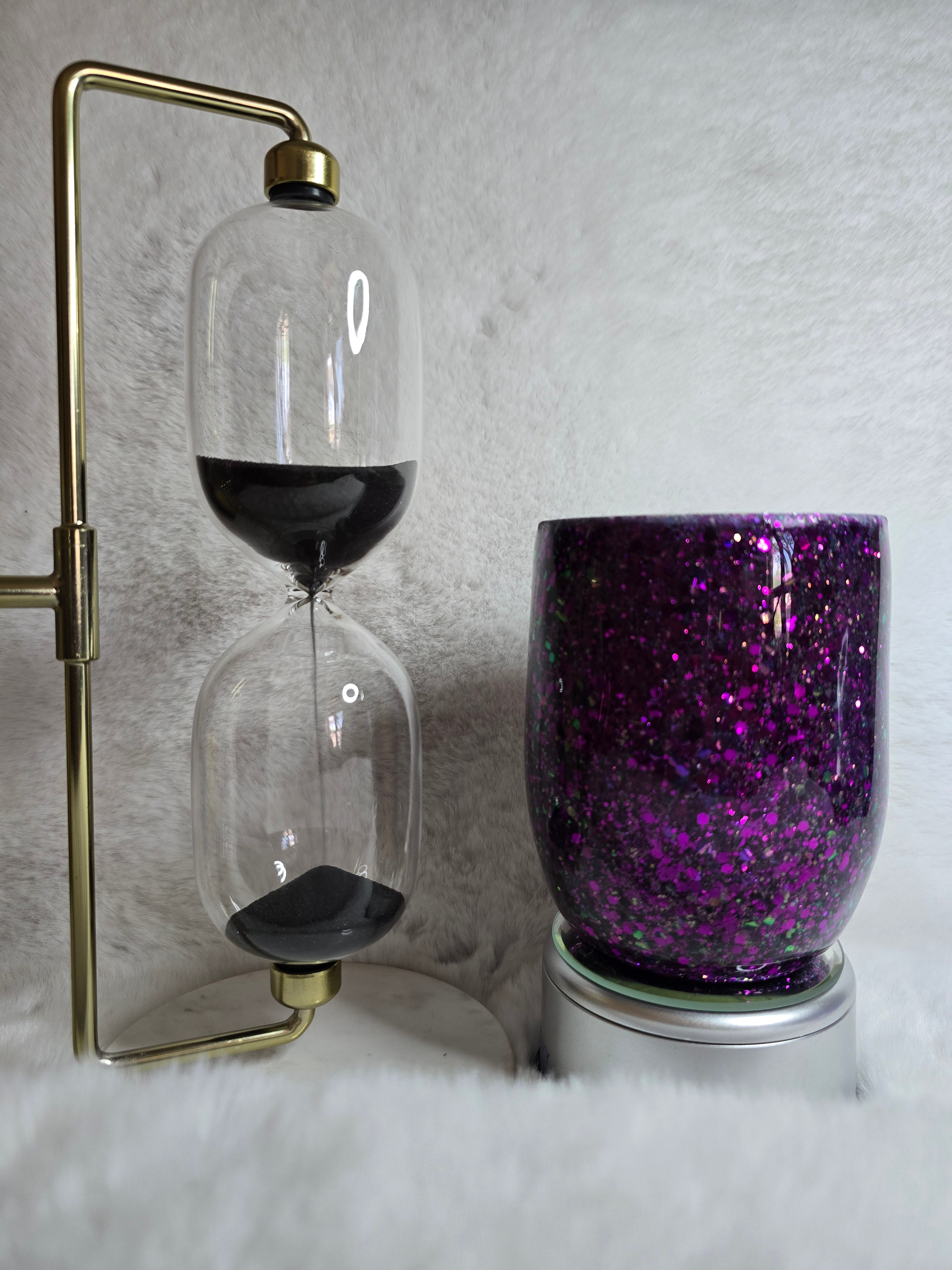 17 oz Glittered Base Wine Tumbler