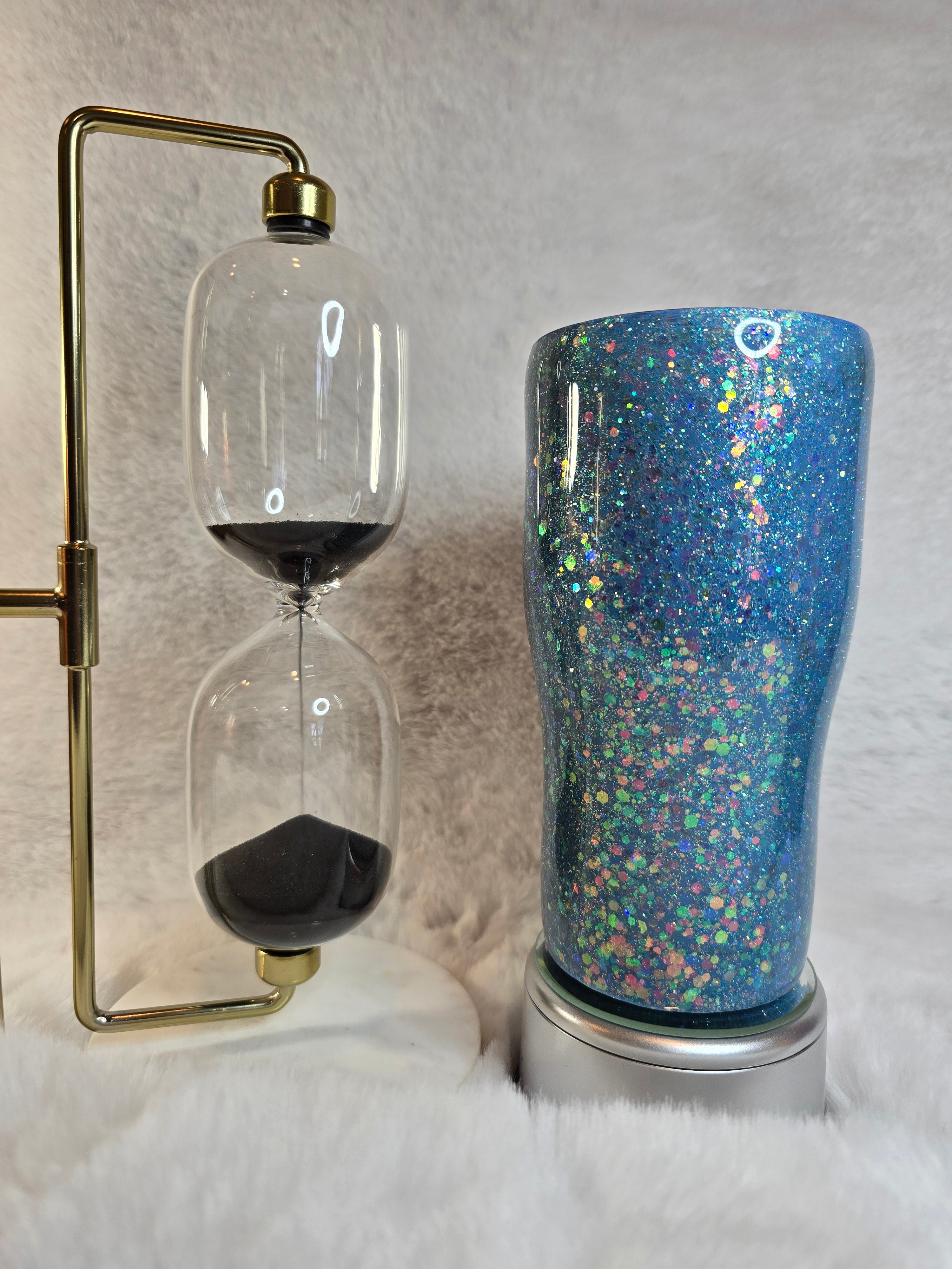 20 oz Glittered Base Tumbler with Twist Lid